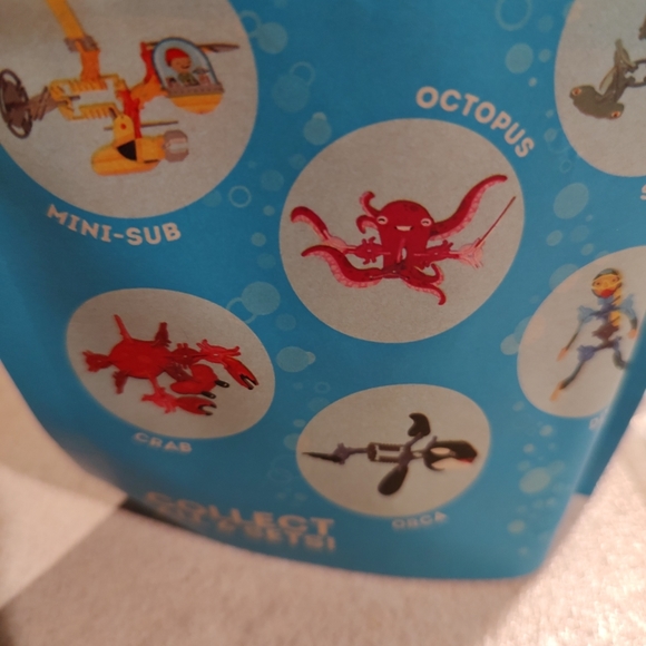 Lot of 3 Wendy's toys Cartivities includes a fun Sign, an Orca and Matching face - Picture 7 of 9